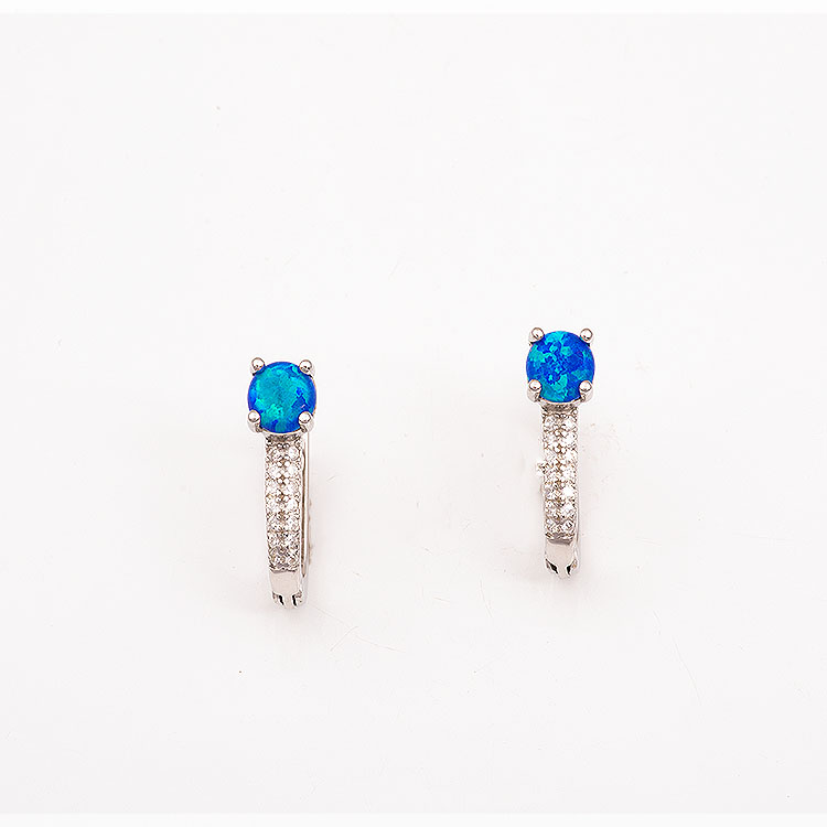 Σκουλαρίκια μικροί κρίκοι με μπλε όπαλ πέτρα.
